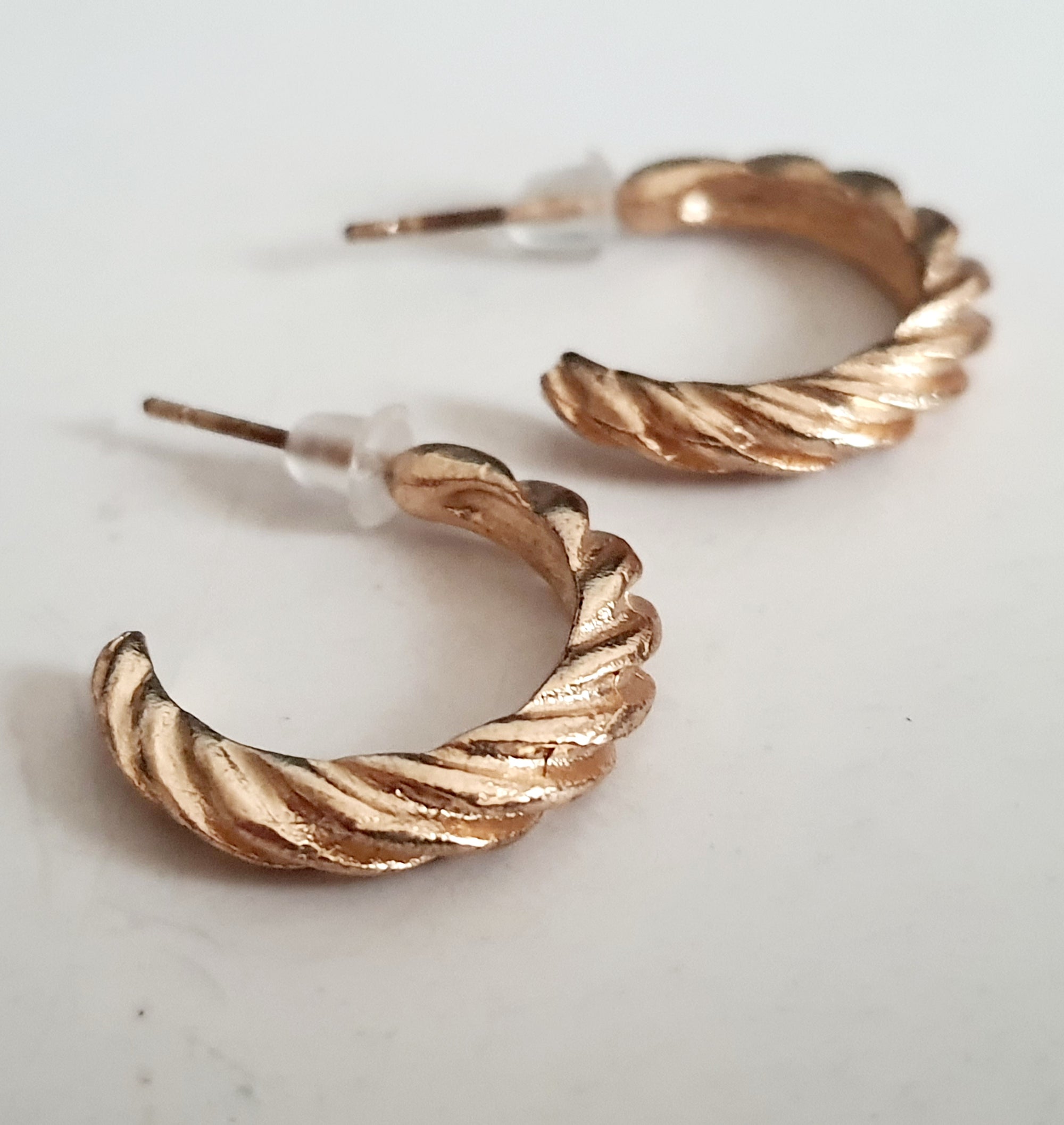 Charming twisted earrings 1.5 cm stainless steel