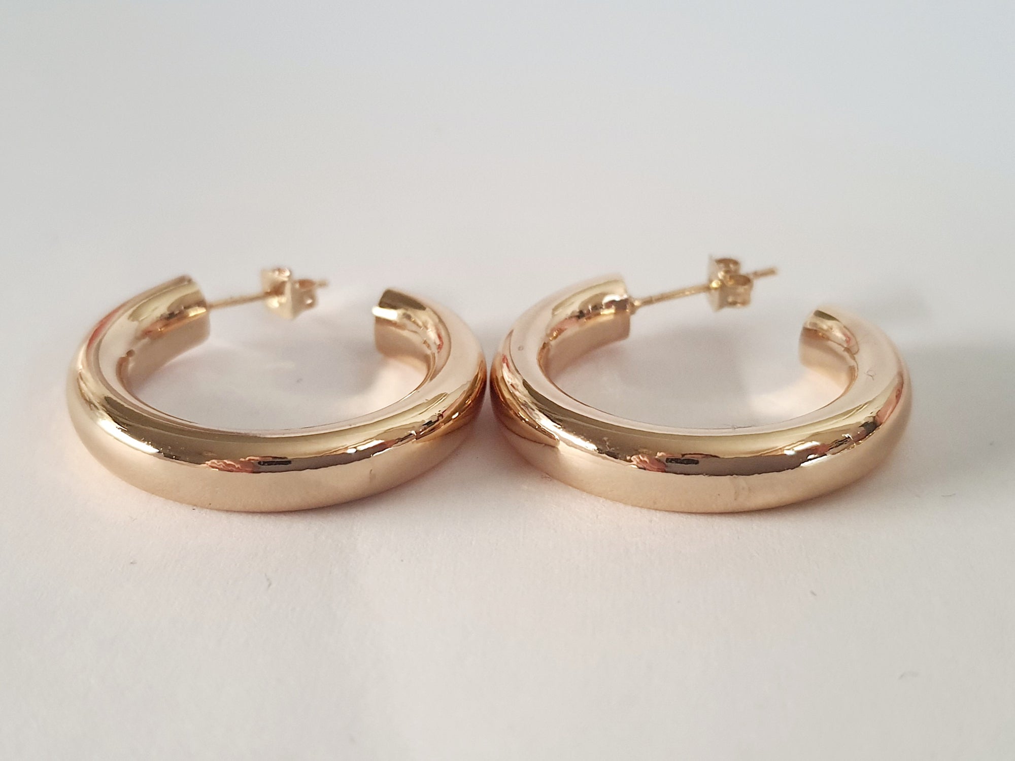 Klasyczne złote kolczyki hoops 3 cm, stal nierdzewna klasyka clean girl. rougebizu