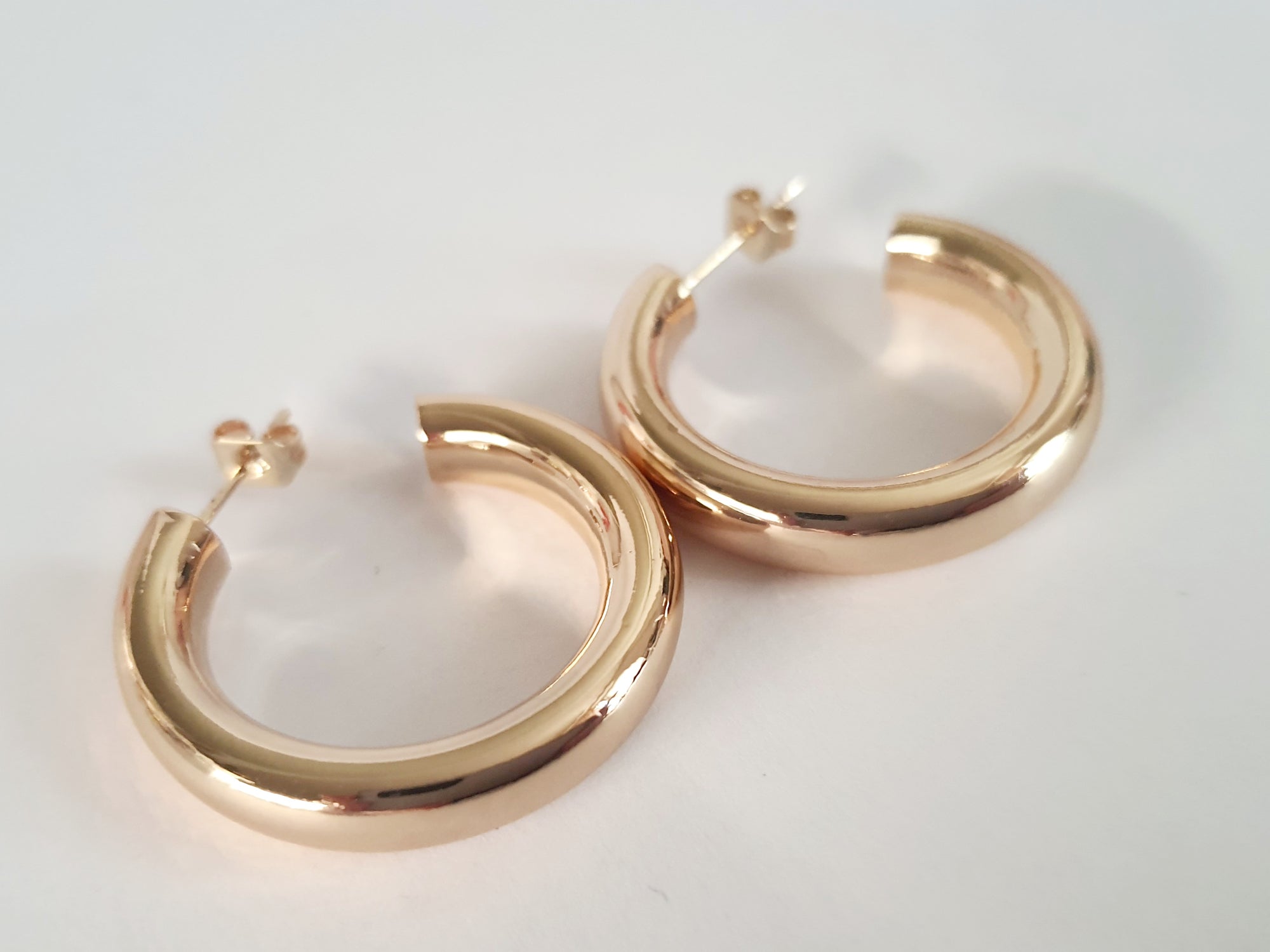 Klasyczne złote kolczyki hoops 3 cm, stal nierdzewna klasyka clean girl. rougebizu