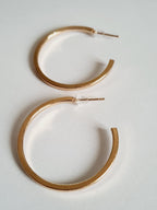 Minimalistyczne złote kolczyki – płaskie koła, klasyczny design

 3cm