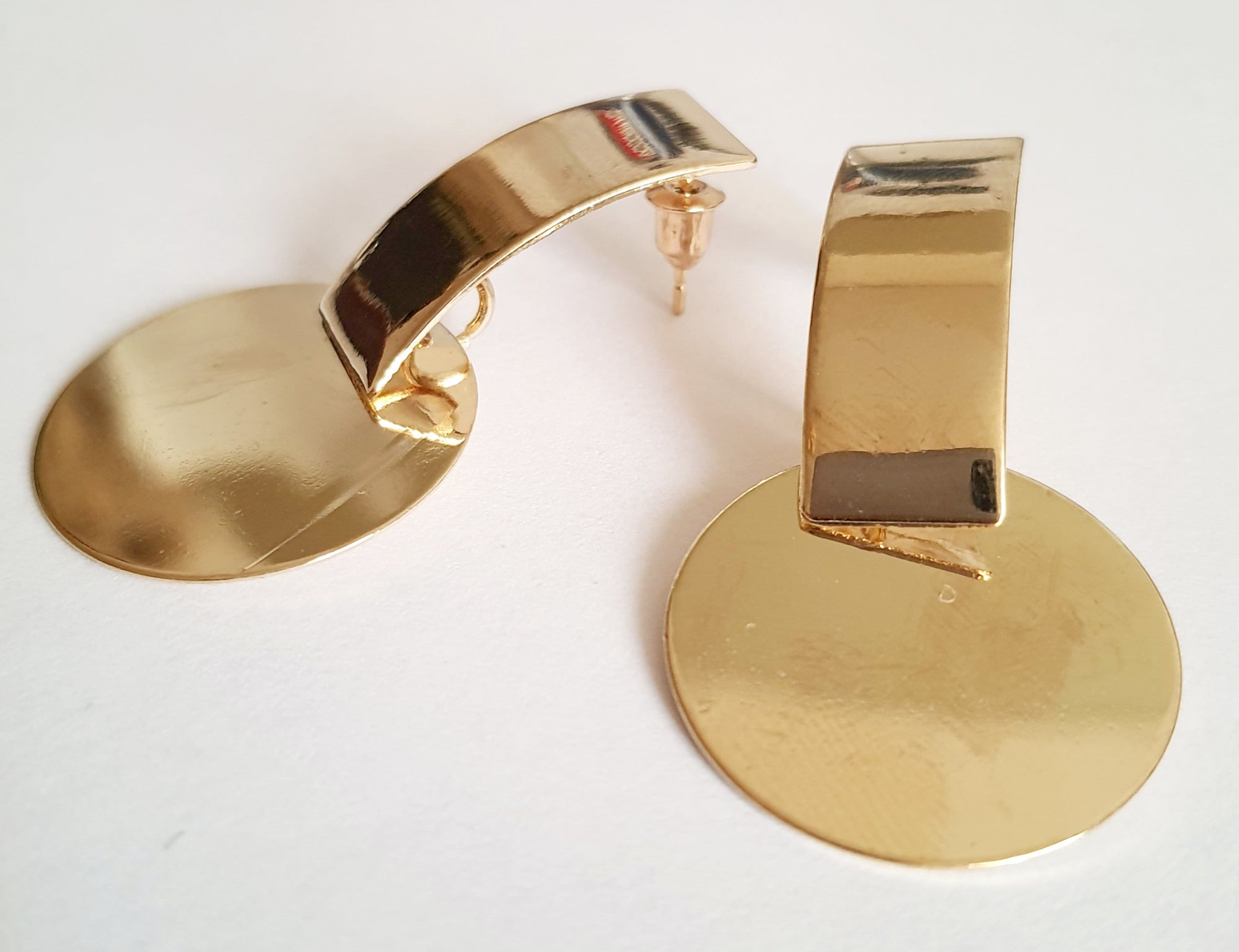 Geometryczne kolczyki z okrągłym elementem, stal nierdzewna- 4cm, geometryczna forma. rougebizu