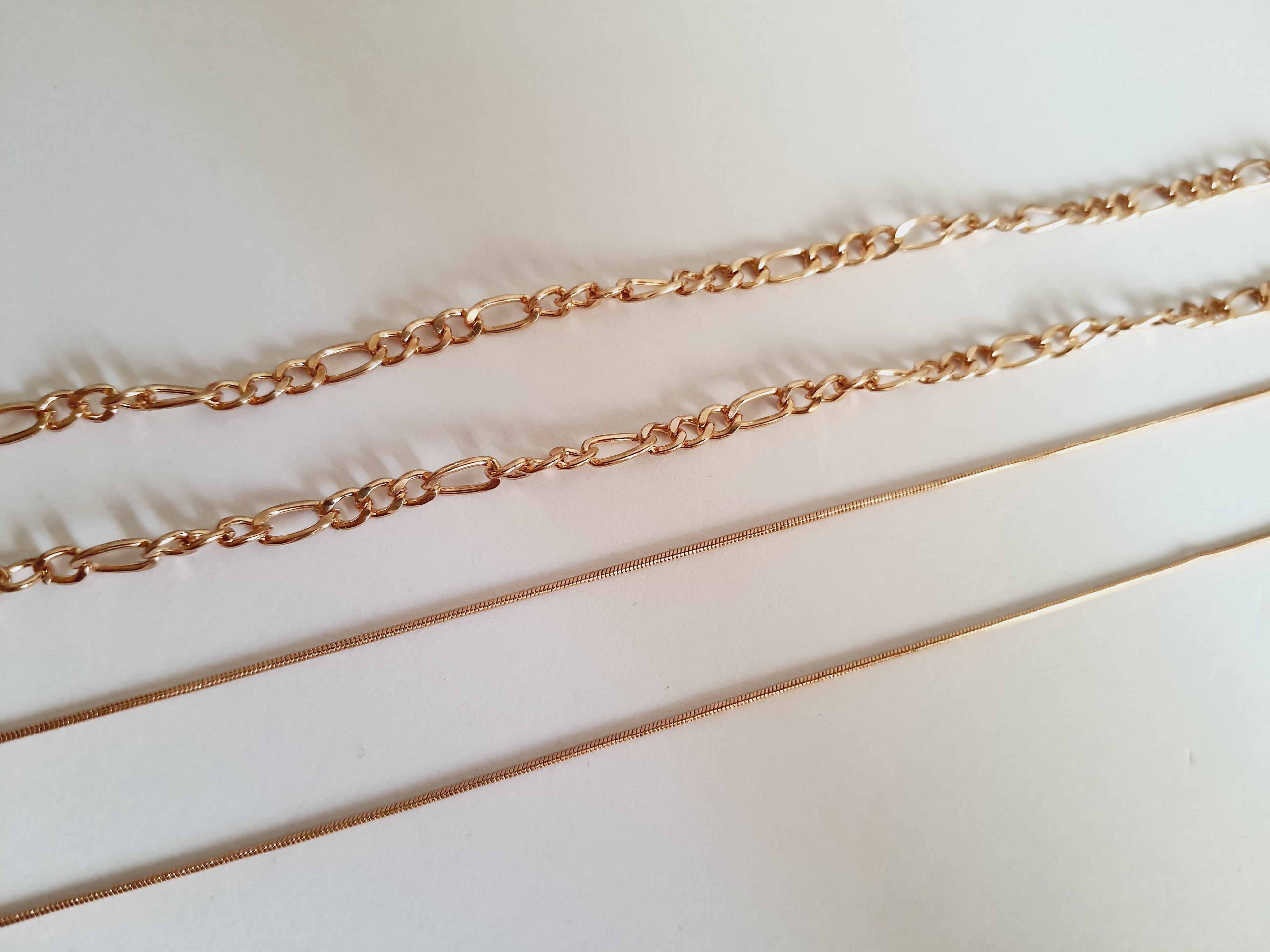 Zestaw naszyjników w stylu clean girl – splot figaro i żmijka, regulowane