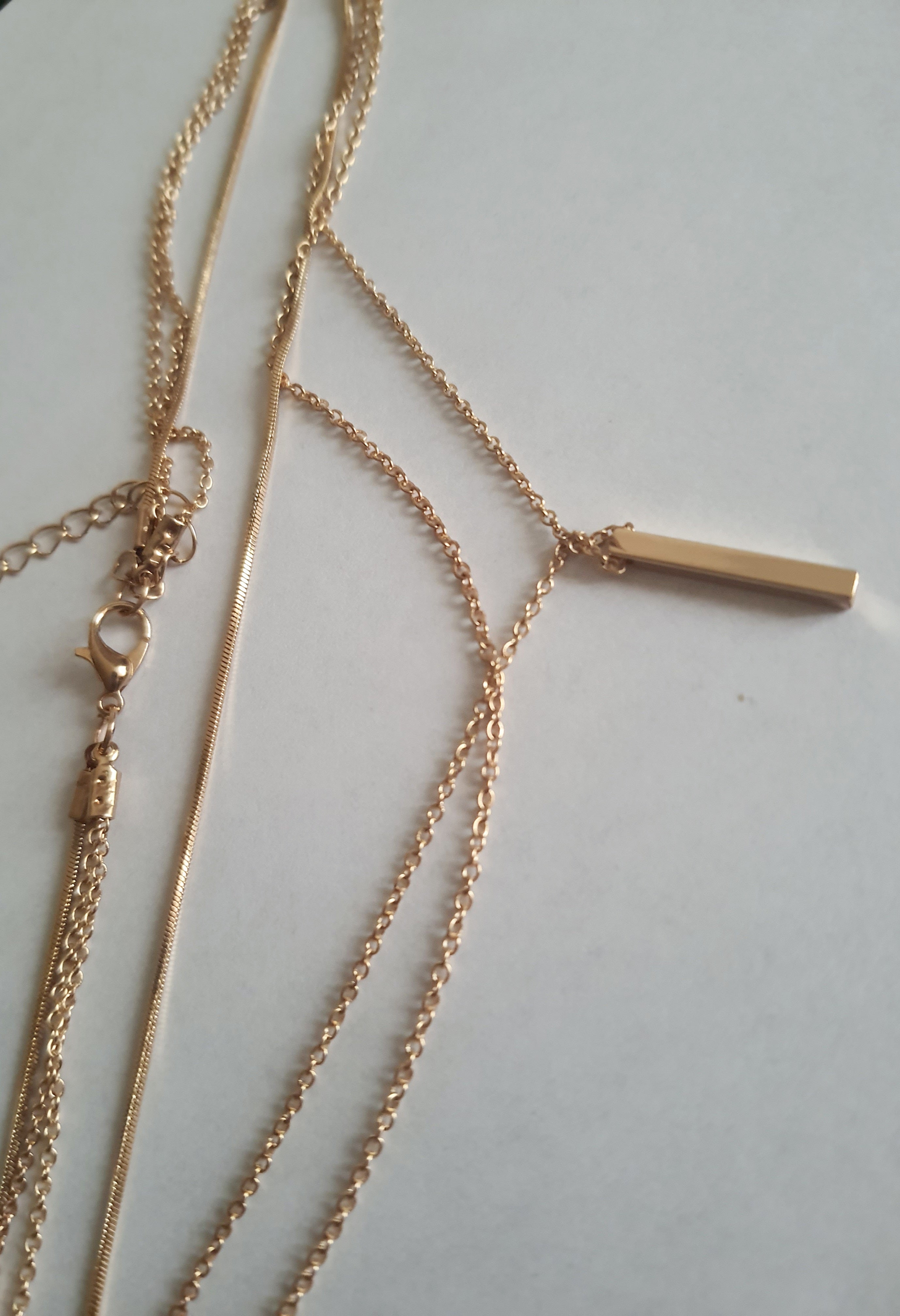Potrójna Subtelność – złoty naszyjnik ze stali chirurgicznej, trzy łańcuszki