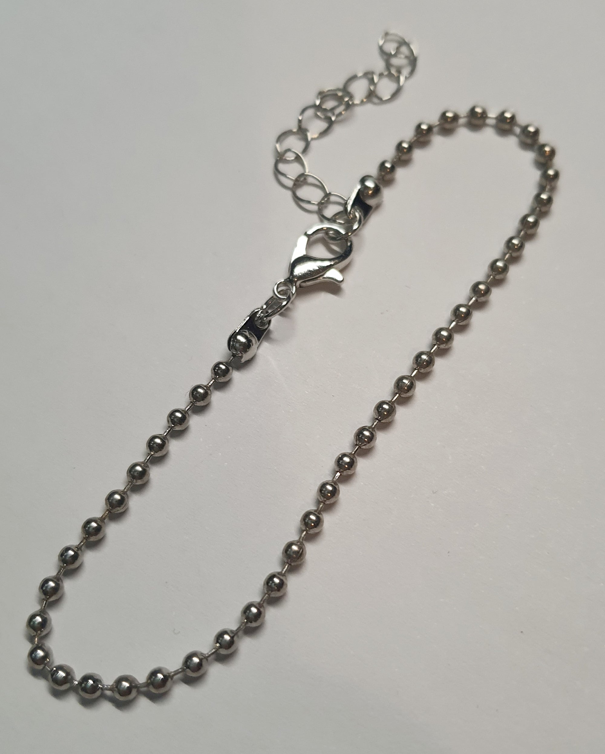 Srebrna bransoletka o splocie kulkowym, stal chirurgiczna, stal nierdzewna, wodoodporne, hipoalergiczne, jakość premium, długość regulowana 17–22 cm, RougeBizu.