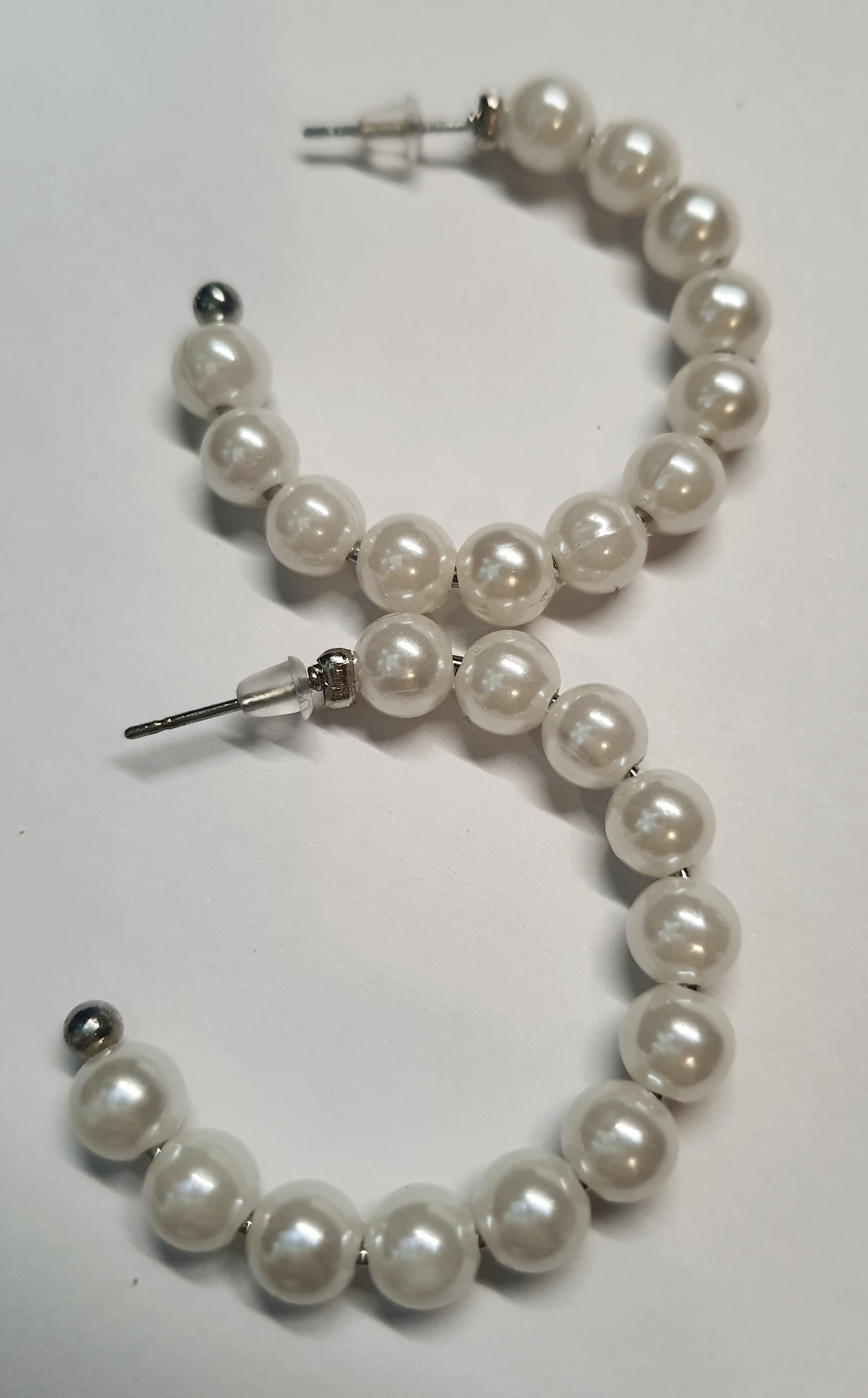 Srebrne kolczyki kółka z perłami o średnicy 3,5 cm, stal chirurgiczna, stal nierdzewna, wodoodporne, hipoalergiczne, jakość premium, RougeBizu.