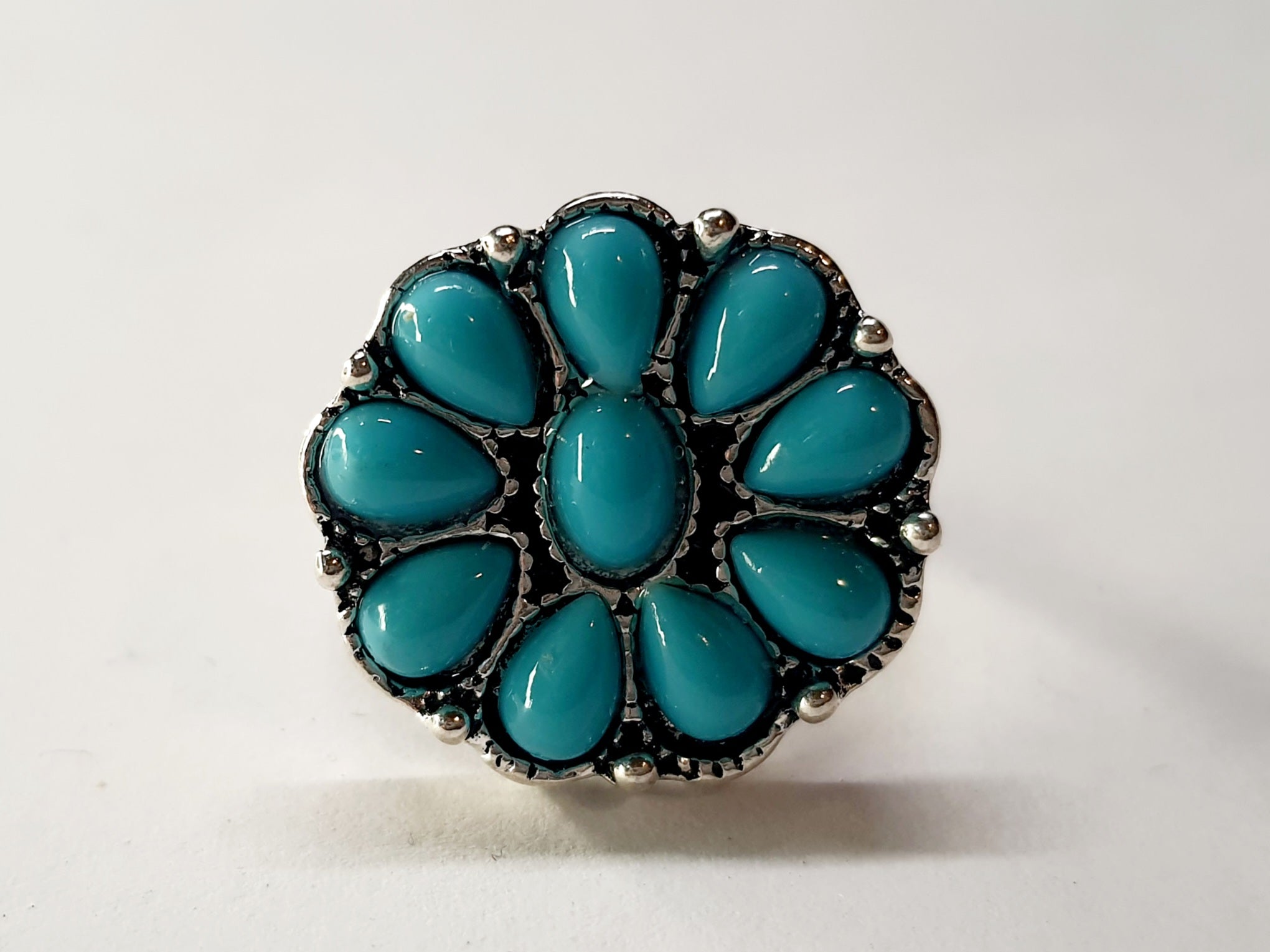 Pierścionek w kształcie kwiatka z turkusowych łez, stal nierdzewna, stal chirurgiczna, rozmiar 16 mm, styl boho vintage, srebrna obrączka, wodoodporne, hipoalergiczne, jakość premium, Rouge Bizu.