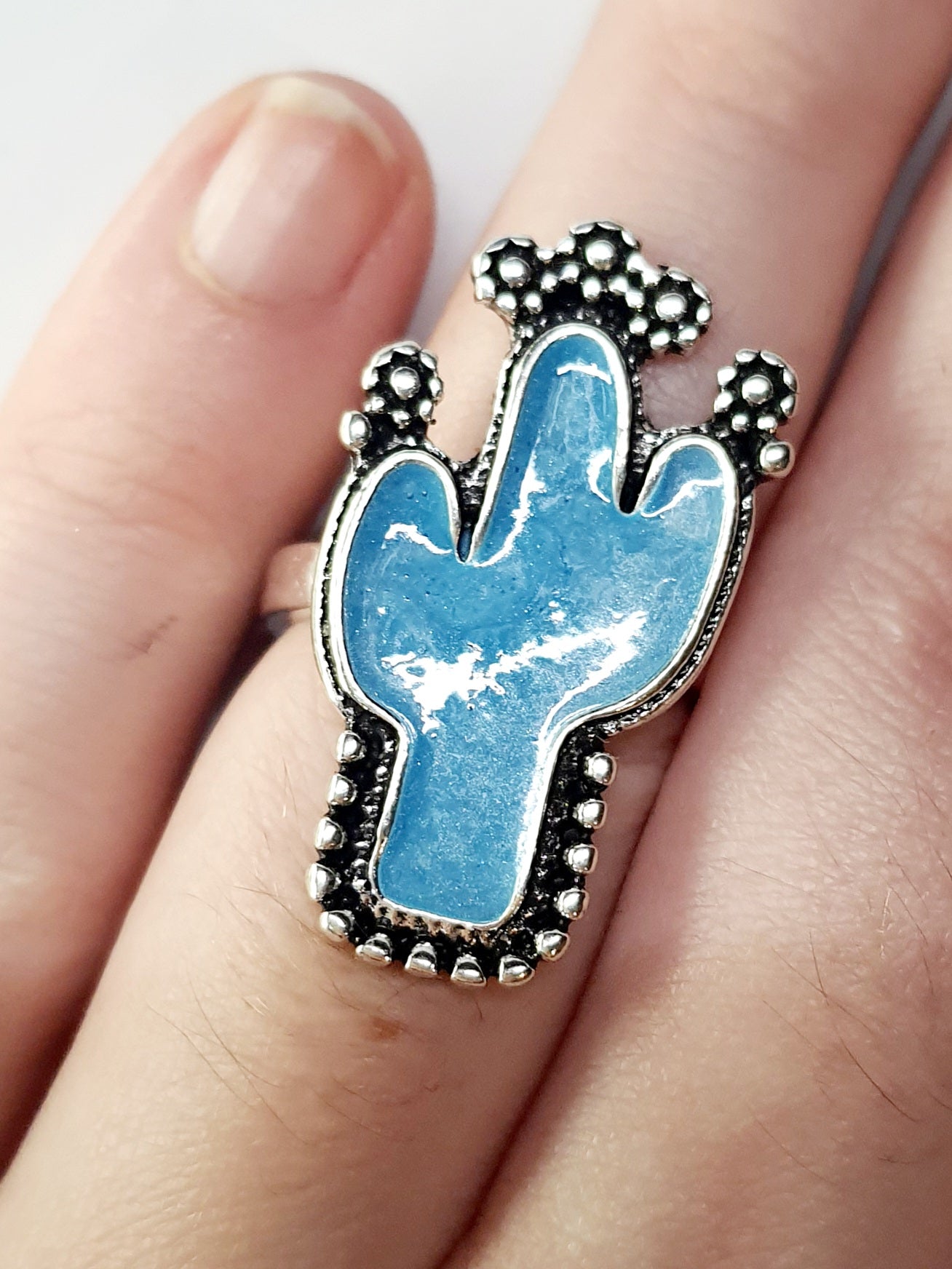 Pierścionek srebrny z niebieskim motywem kaktusa, stal nierdzewna, stal chirurgiczna, boho, artystyczny styl, rozmiar 16 mm, wodoodporne, hipoalergiczne, jakość premium, Rouge Bizu.