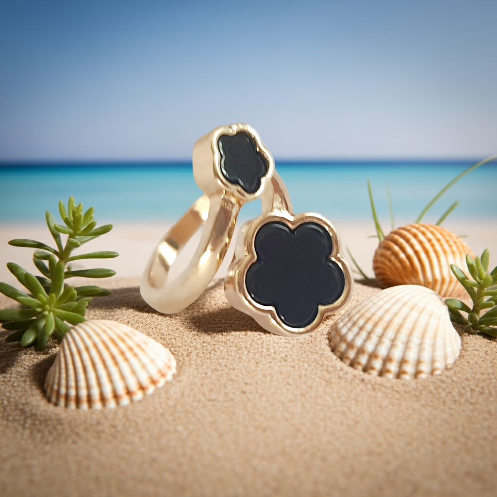 Złoty pierścionek z czarnym motywem kwiatowym, stal nierdzewna, elegancka i wodoodporna biżuteria dla kobiet | RougeBizu
