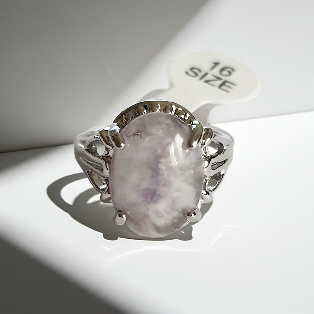 🌪️ "Morning Mist" Ring – silver elegance with a hint of mystery