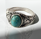 Pierścionek ze srebrnej stali nierdzewnej z turkusowym owalnym kamieniem w stylu boho vintage, misternie zdobiony, rozmiar 16 mm, stal chirurgiczna, stal nierdzewna, wodoodporne, hipoalergiczne, jakość premium, Rouge Bizu.