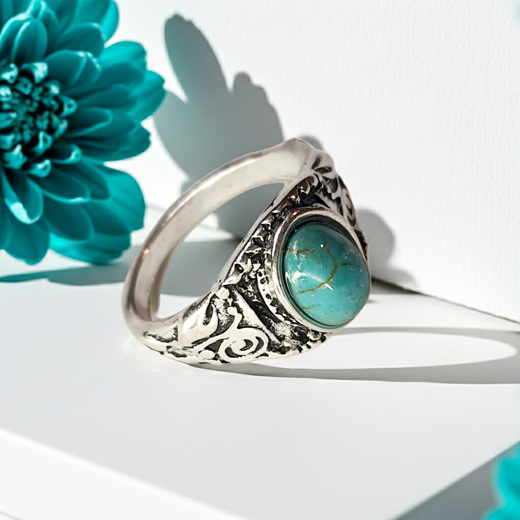 Pierścionek ze srebrnej stali nierdzewnej z turkusowym owalnym kamieniem w stylu boho vintage, misternie zdobiony, rozmiar 16 mm, stal chirurgiczna, stal nierdzewna, wodoodporne, hipoalergiczne, jakość premium, Rouge Bizu.