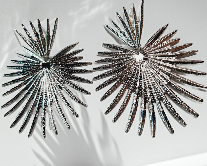 Srebrne kolczyki w kształcie promieni, długość 7 cm, stal chirurgiczna, stal nierdzewna, wodoodporne, hipoalergiczne, jakość premium, RougeBizu.